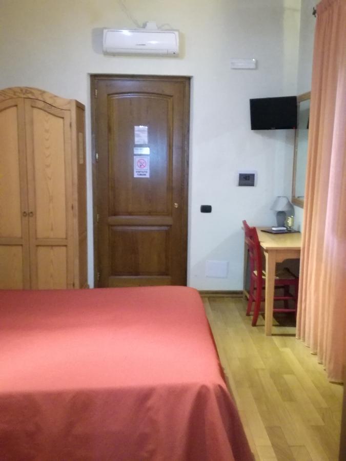 Albergo Arinde Rende Kültér fotó